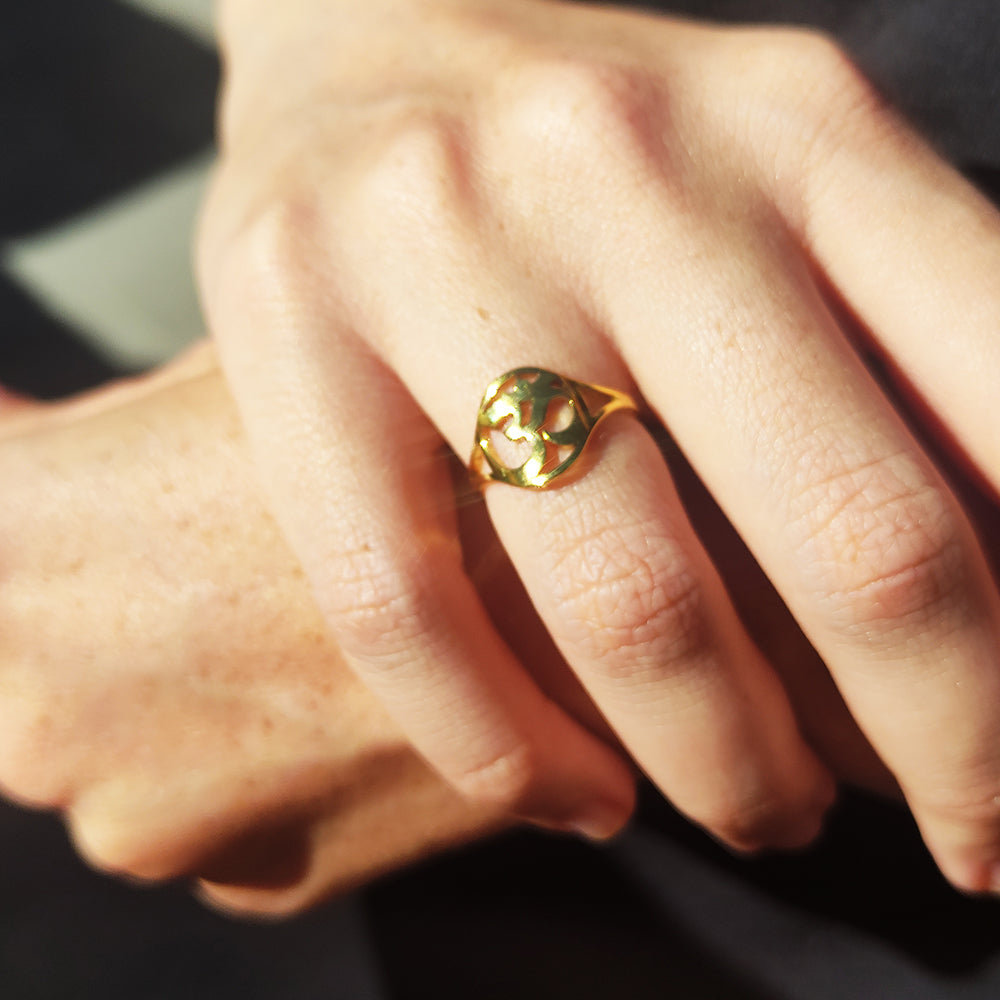 Anillo de Acero con Símbolo Om Pequeño