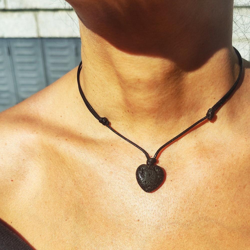 Colgante Corazón de Piedra Volcánica