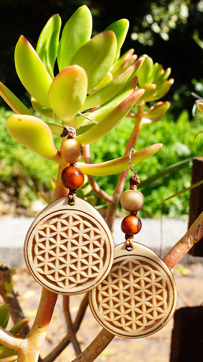 Pendientes Flor de la Vida Bolitas Madera Arce Trinity