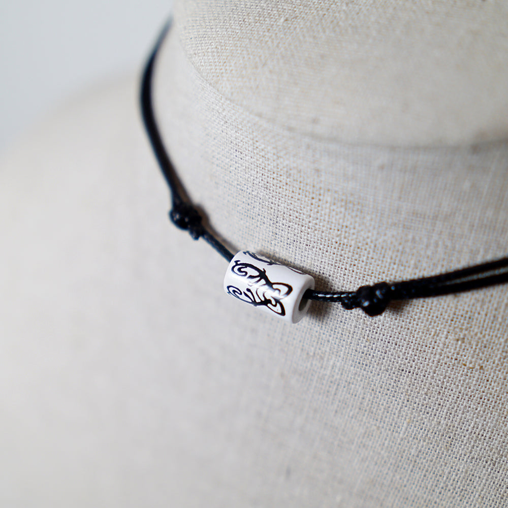 Colgante con Cuenta Tribal Corazones
