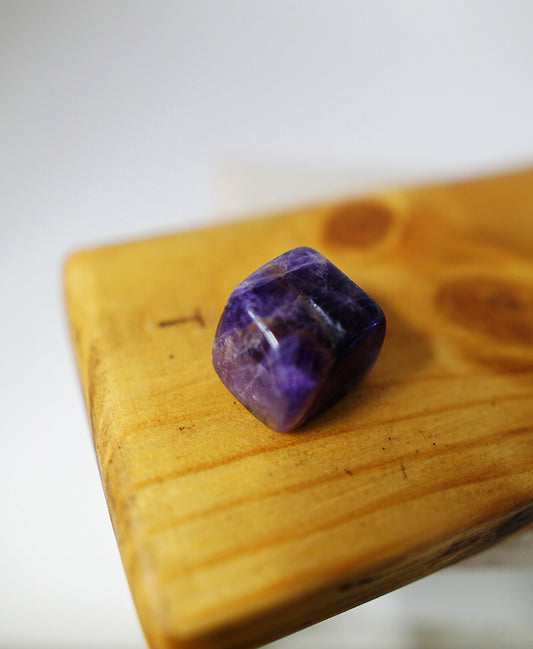 Canto rodado Amatista