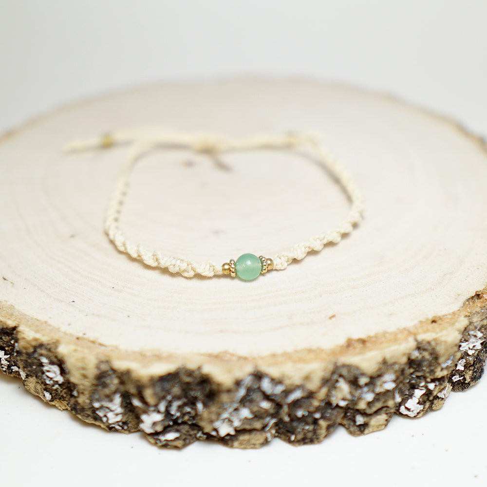 Pulsera macramé entorchada con piedra aventurina