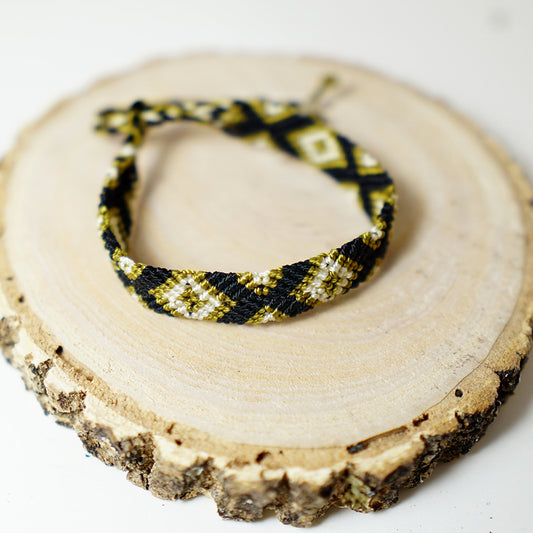 Pulsera plana hilo rombos 3 colores