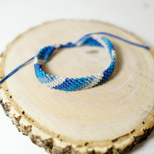 Pulsera plana hilo encerado a rayas Celeste