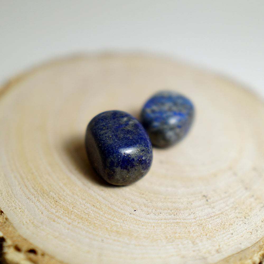 Canto rodado de lapislázuli