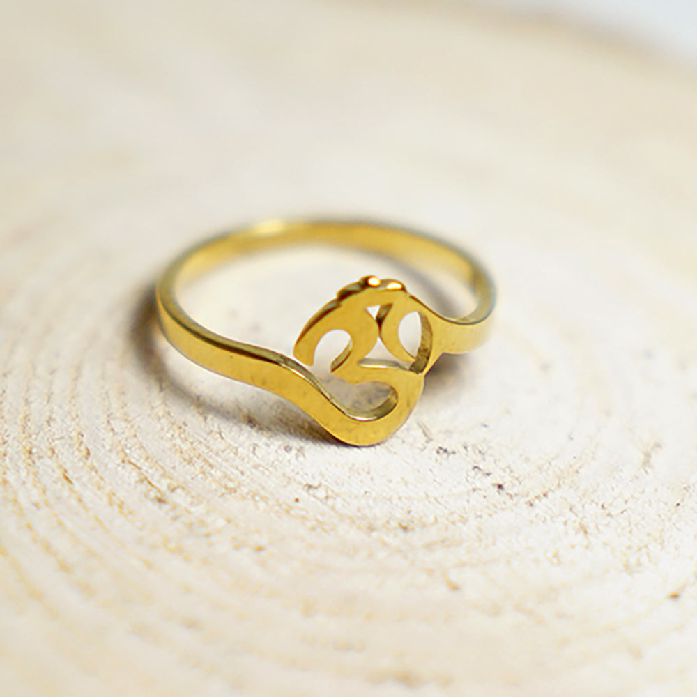 Anillo de Acero con Símbolo Om Pequeño