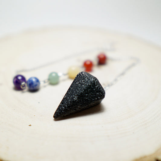 Péndulo 7 Chakras con Piedra Volcánica