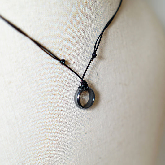 Colgante con Aro de Piedra Hematita
