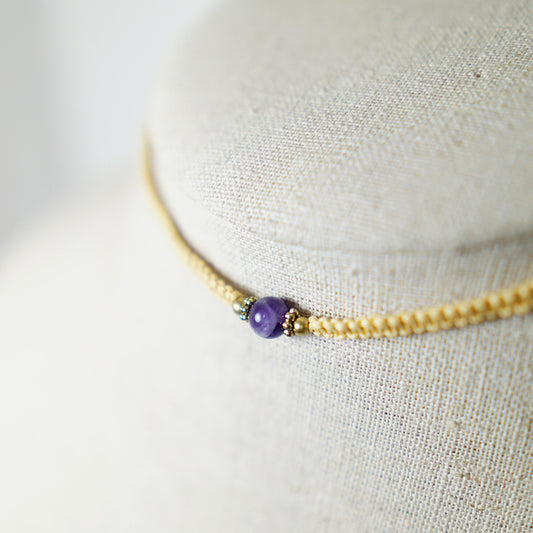 Collar de Macramé Plano con Piedra Amatista