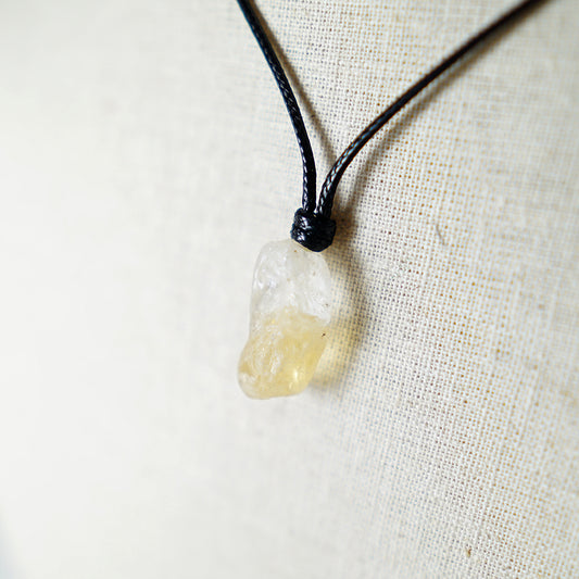 Colgante con Piedra de Cuarzo Citrino en Bruto