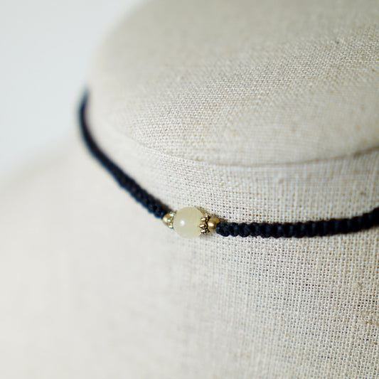 Collar de Macramé Plano con Piedra Cuarzo Citrino