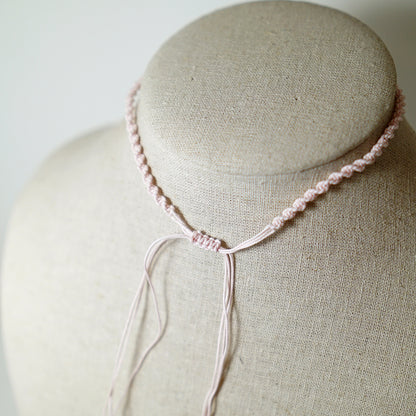 Collar de Macramé Entorchado con Piedra Turquesa