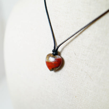 Colgante Corazón de Piedra de Jaspe Rojo