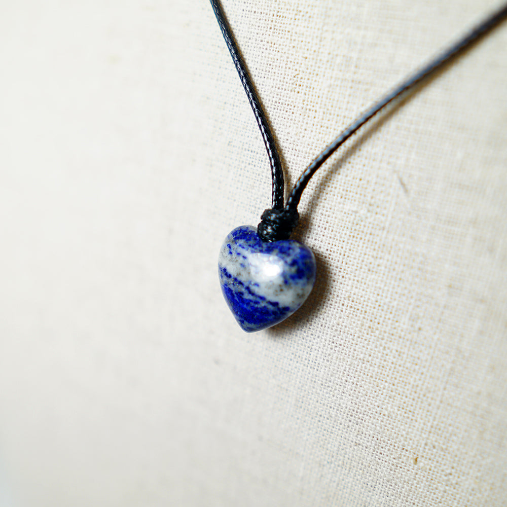 Colgante Corazón de Piedra de Sodalita