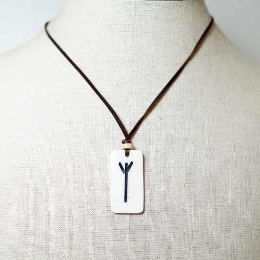 Colgante de Hueso con Runa Algiz