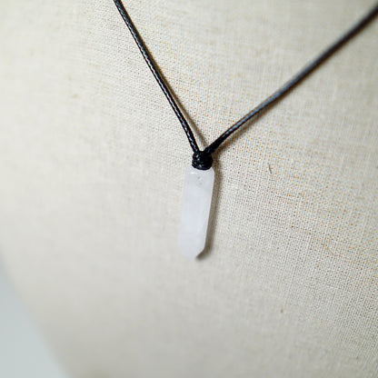 Colgante con Punta de Cuarzo