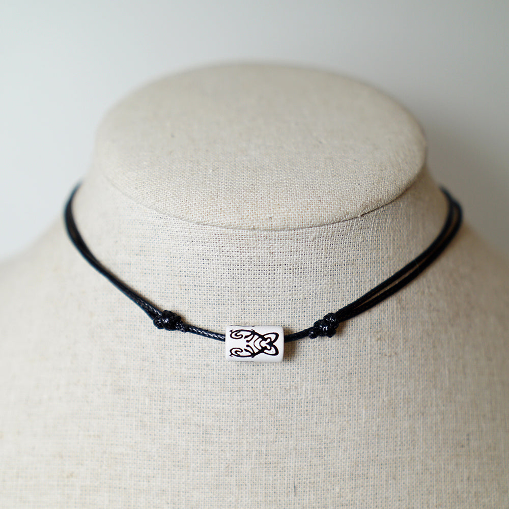 Colgante con Cuenta Tribal Corazones