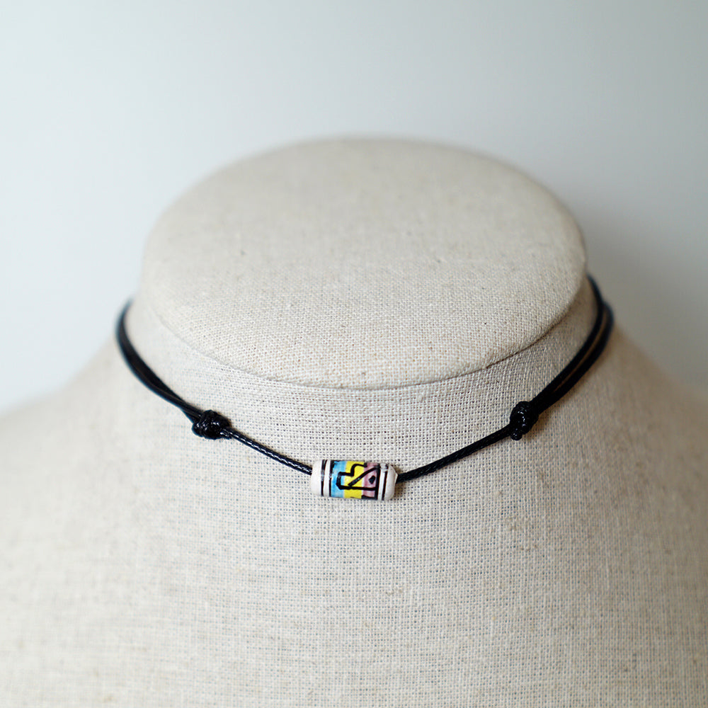 Colgante con Cuenta Tribal Tricolor